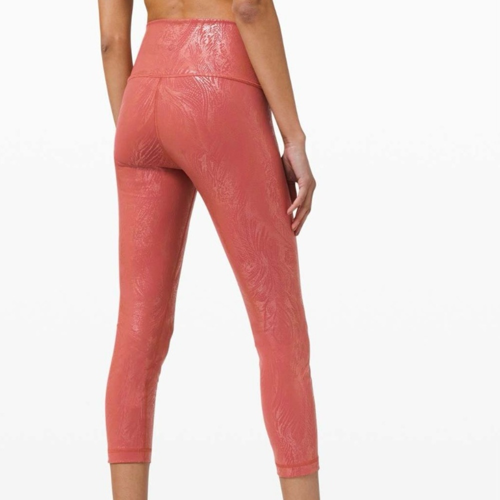 Lululemon Wunder Under High-Rise Crop 23 Shine Cranberry Pink Foil Sz 2 Leggings